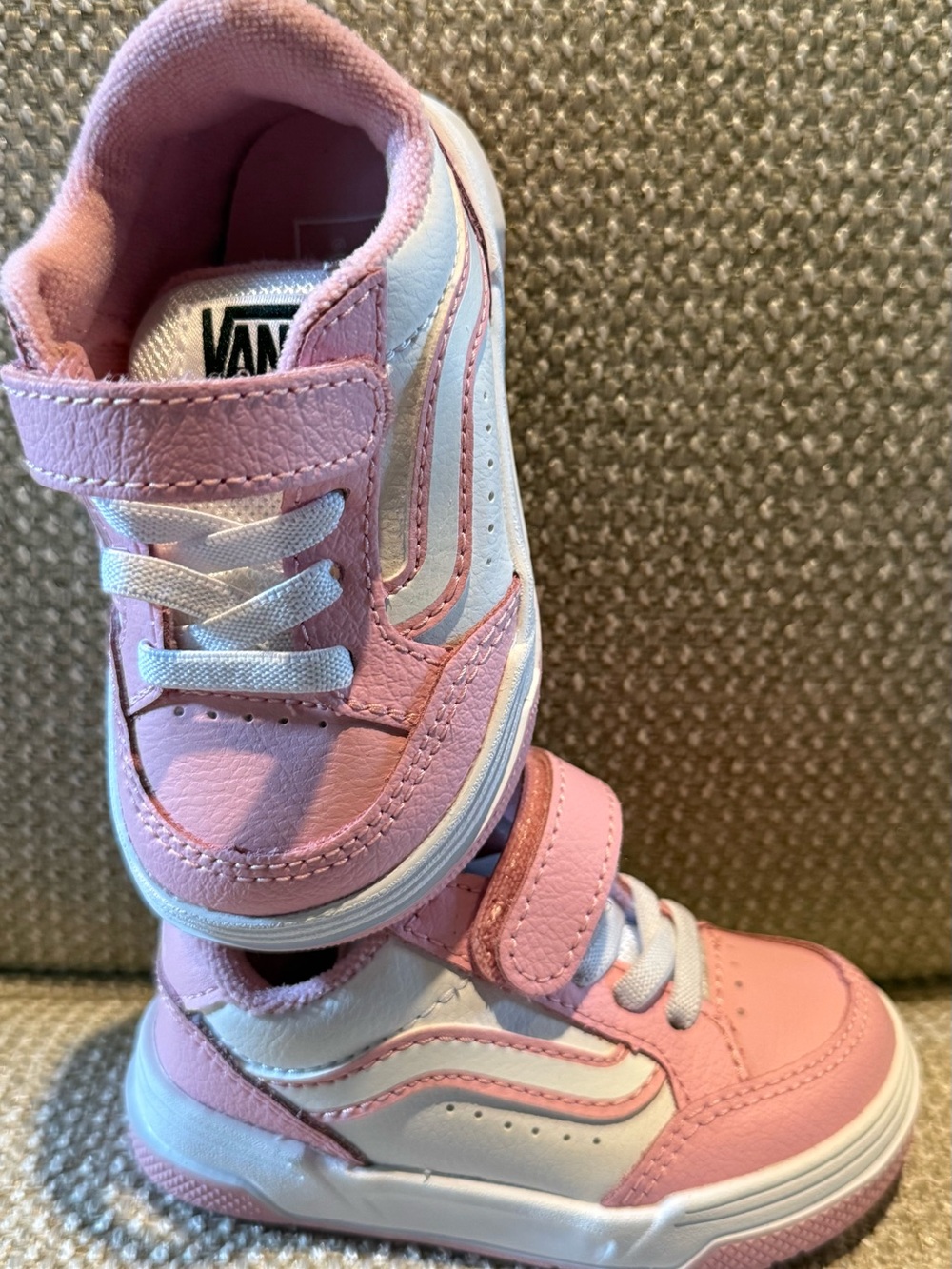 Toddler Sz 5.0 Vans Pink and White Low-TopTennis Shoes Sneakers